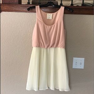 Pins and Needles light blush/cream chiffon dress
